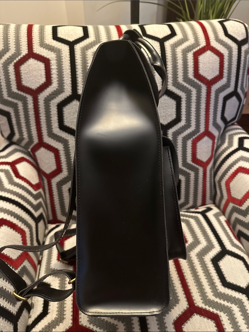 Dr Martens black Kiev backpack - Picture 4 of 10